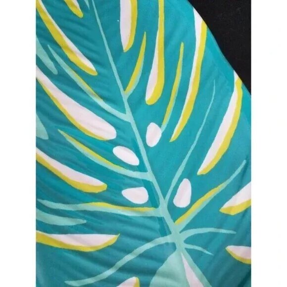 Martha Stewart Everyday Melamine 15" Serving Tray W/Palm Leaf Design - Picture 2 of 5